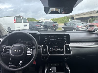 2023 Kia Sorento LX