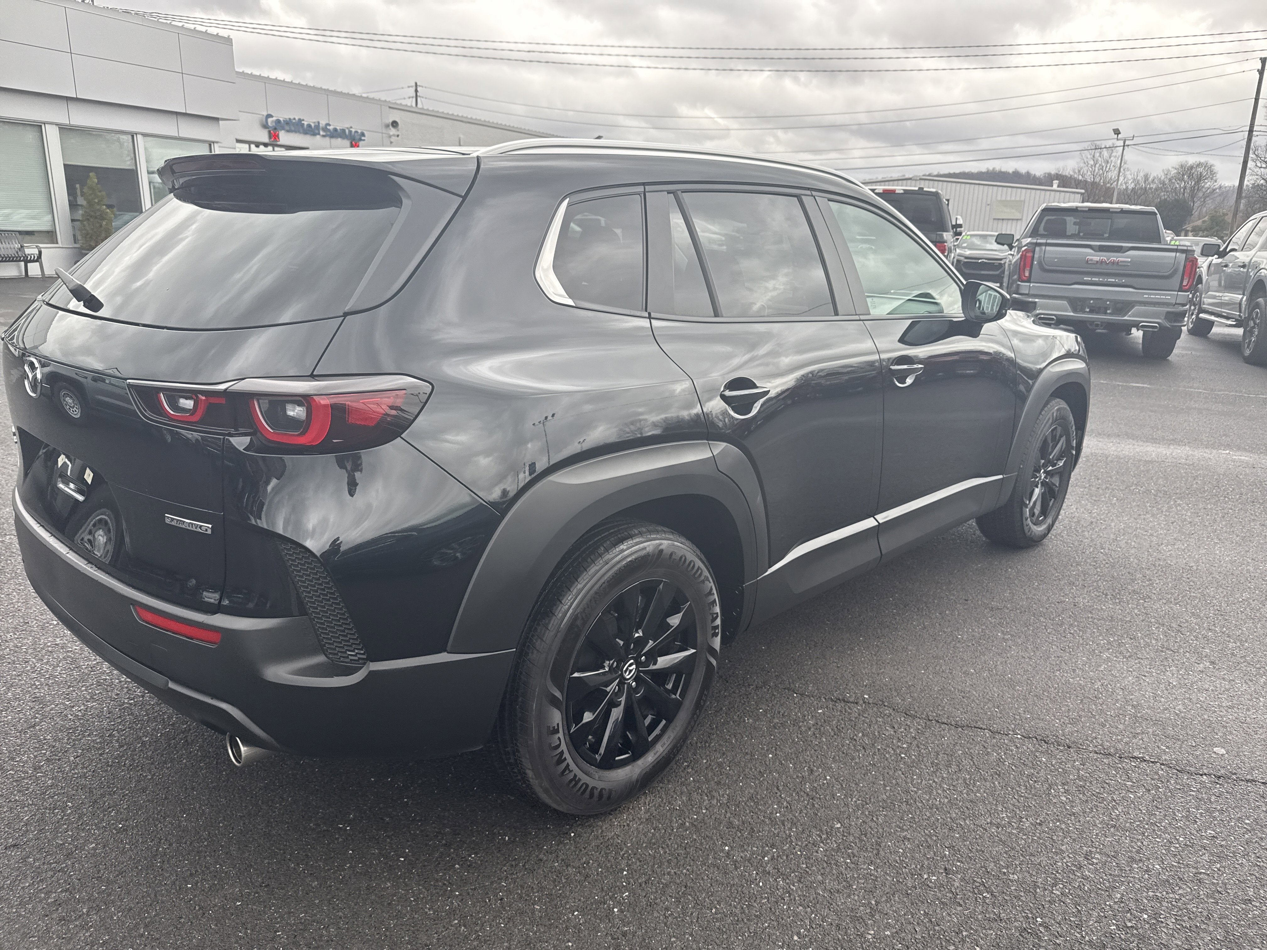 2025 Mazda Mazda CX-50 2.5 S Preferred Package