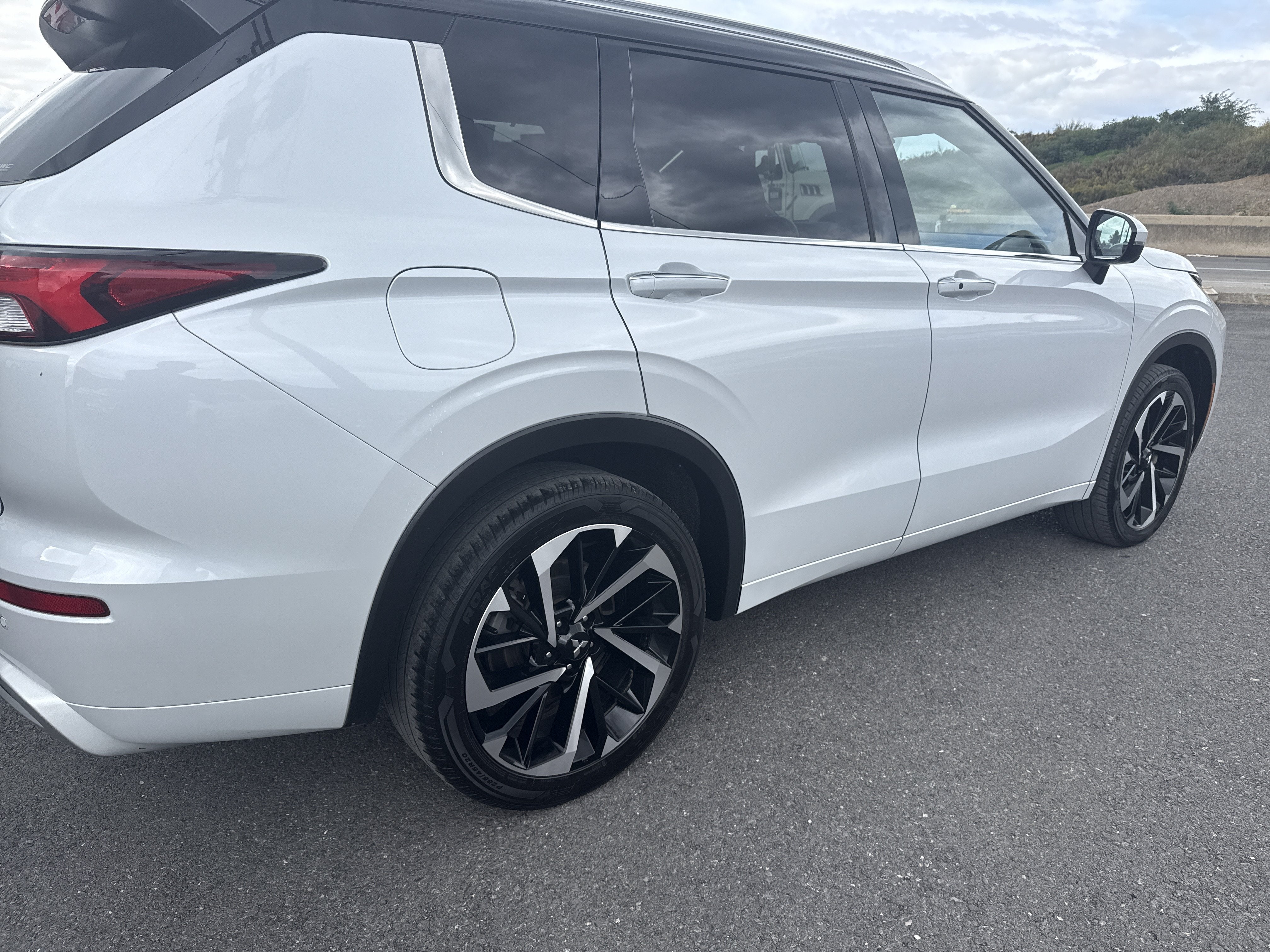 2024 Mitsubishi Outlander SEL