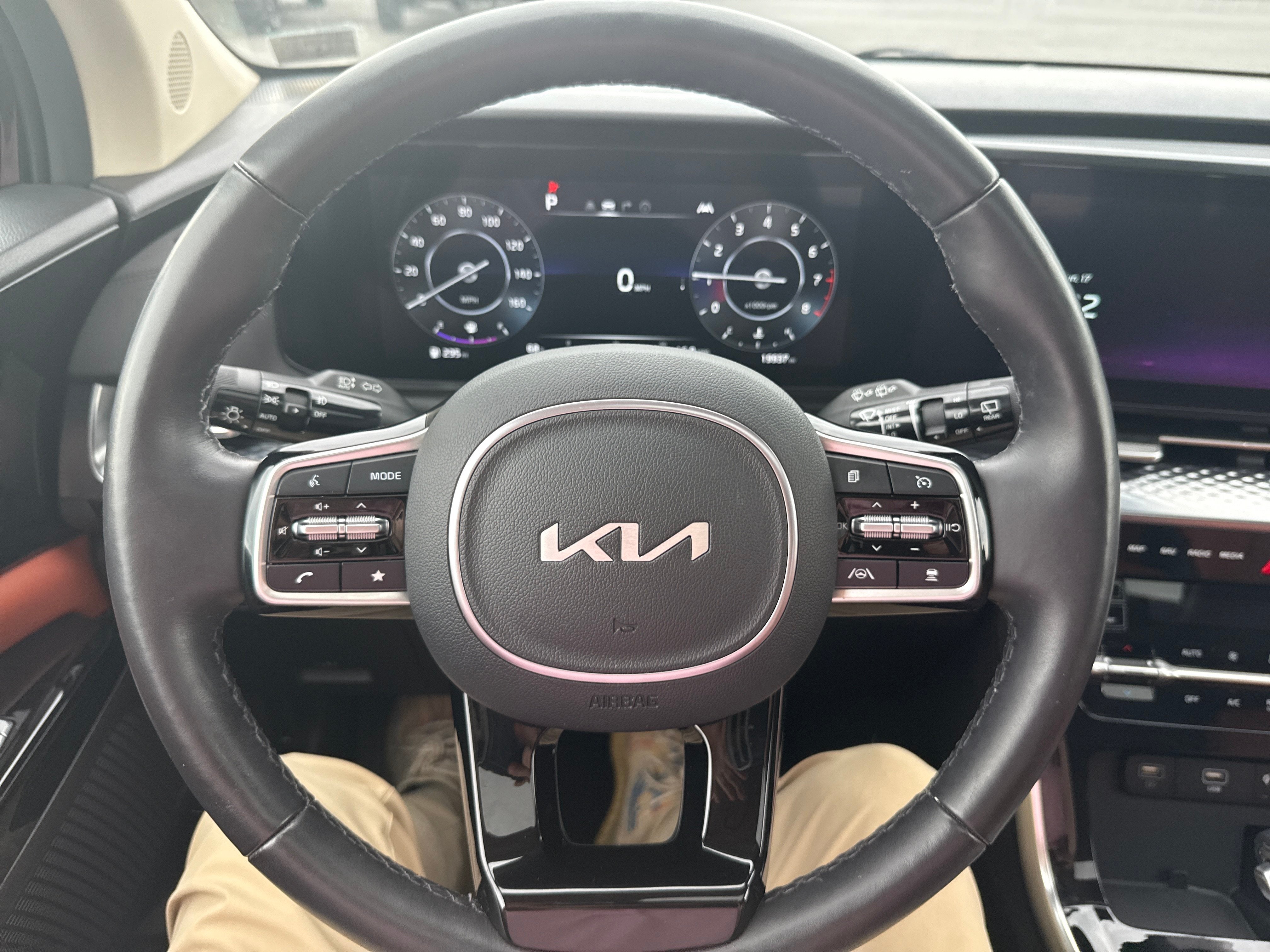 2024 Kia Carnival SX Prestige